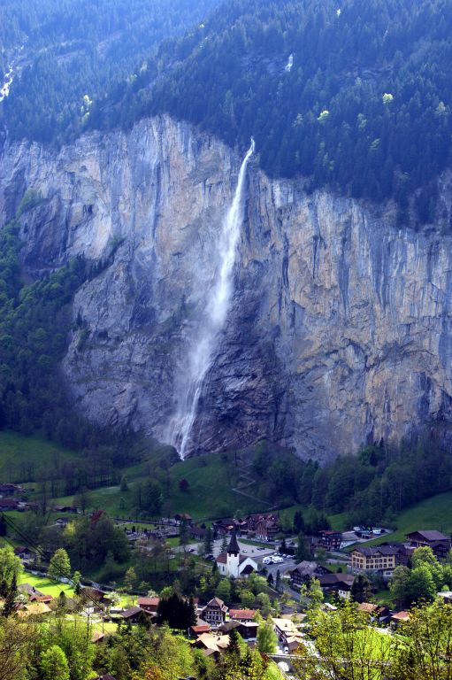 A view of the Staubbach Falls in Lauterbrunnen on the path from Wengen down to Lauterbrunnen.