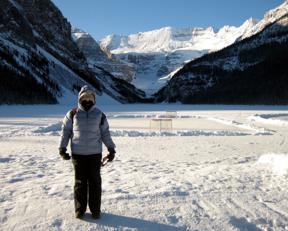 Judith with the frozen Lake Louise behind her (on which someone had marked out an ice hockey pitch), with the Victoria Glacier in the distance (which we couldn't see the last time we were here because it was hidden in the clouds).