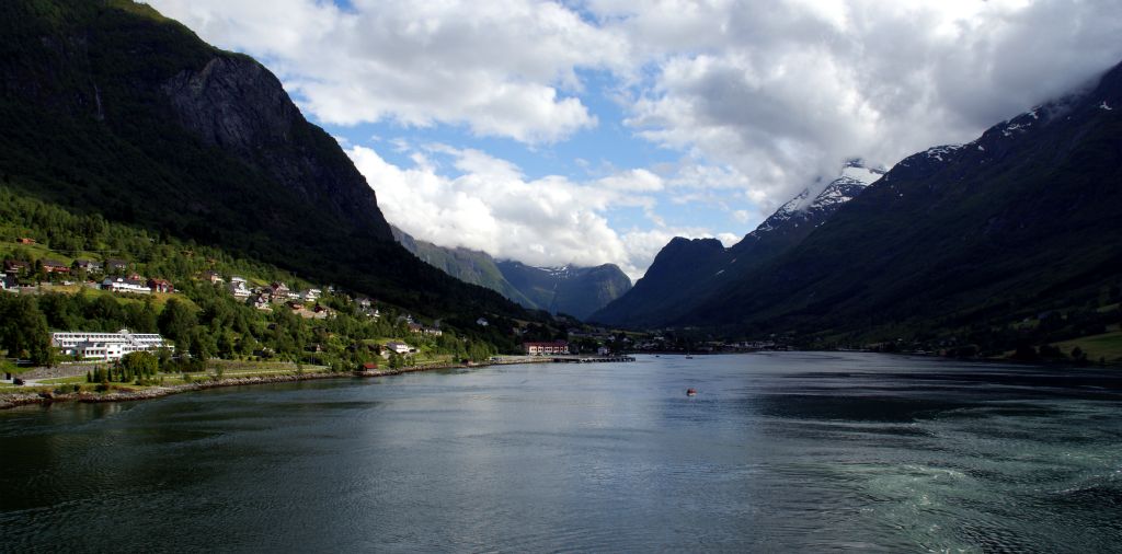 Saturday - We arrived in Olden, which sits at the end of the Nordfjord, some 65 miles from the Norwegian coast.