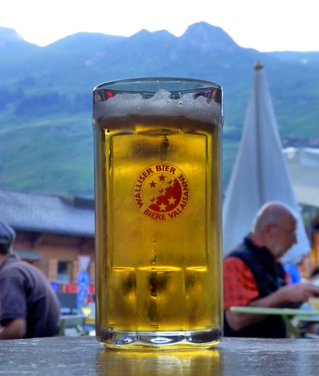 Time for some lovely beer and a bite to eat.Distance walked today - 9.4 miles (15.1km)Ascent - 912 feet (278m)Descent - 3,107 feet (947m)