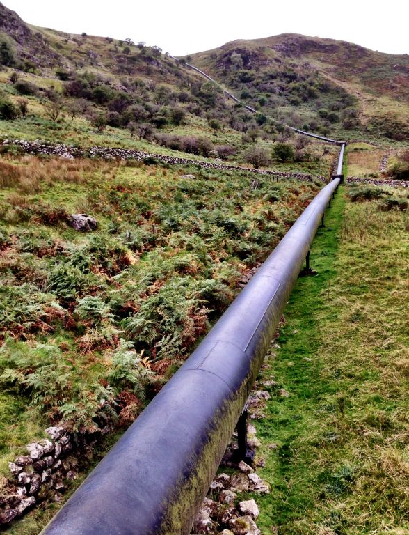Having made it safely to the bottom of the Pyg Track, I started round the East side of Snowdon back towards where I'd parked my car. About half way round I passed this enormous pipe (it’s probably three or four feet in diameter) that had been seamlessly integrated into the countryside. NOT!How on earth did they get away with that in an area of such outstanding beauty?