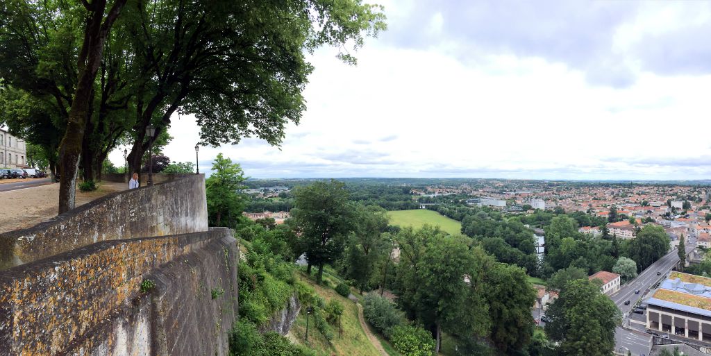 Having secured my owl photo, we headed to Angouleme for a look around. The most prominent feature of Angouleme is the Ramparts, which offer an excellent view of the surrounding countryside. Judith is just visible on the left here.