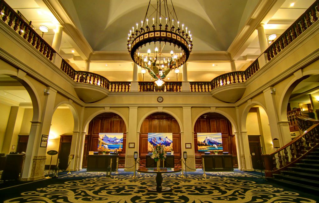 A short while later we checked in to the Fairmont Chateau Lake Louise. Here's a photo of their lobby.