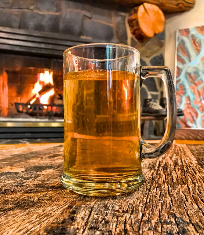 This was the Tool Shed People Skills Cream Ale that I had in front of the fire in the other lounge area. Yes, that's really what it was called.