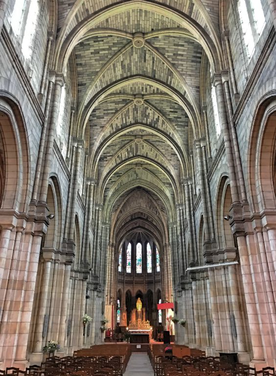Inside Bergerac Cathedral. You have to go in really, even though all cathedrals are pretty much of a muchness inside I reckon.