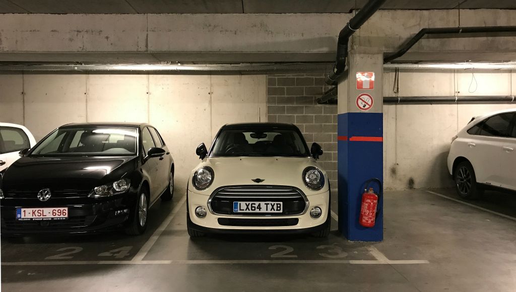 A short while later we were comfortably parked in the spacious car park under the Novotel in Ieper.