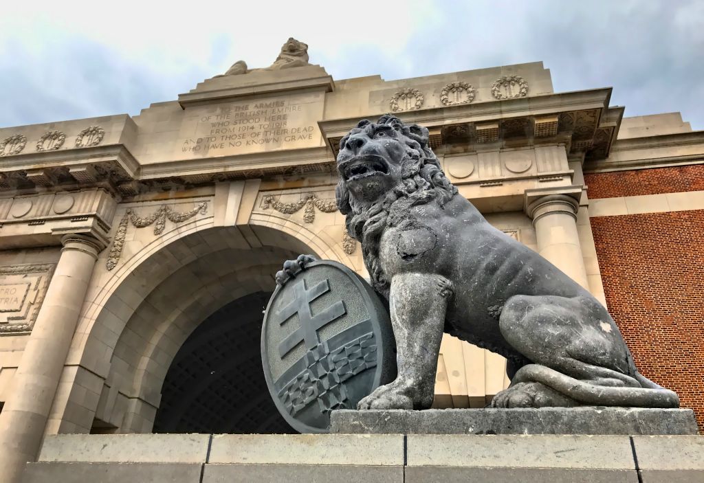 This lion statue (and a matching one on the other side of the road) were gifted to Australia after World War One to thank them for their efforts during the liberation of Belgium. For the centenary of the war the Australians have lent them back.