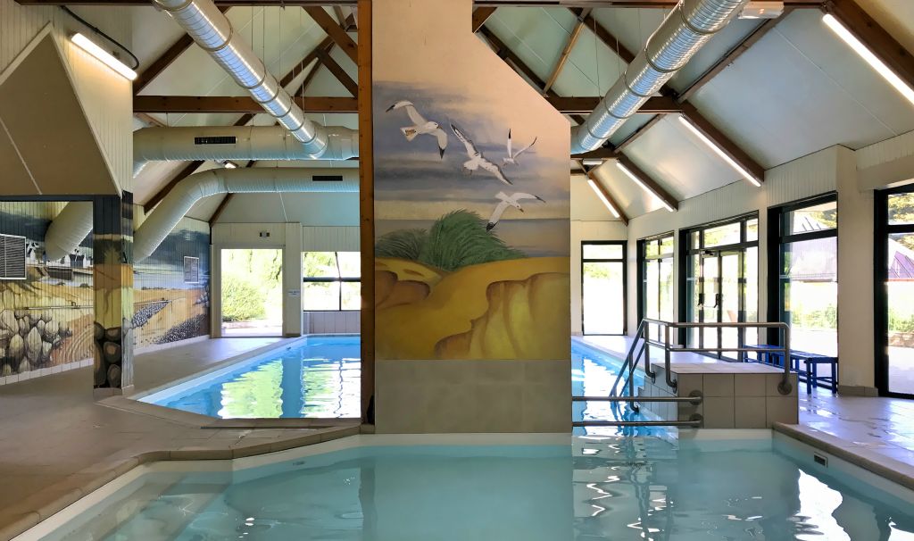 The indoor pool. There's also an outdoor pool, but it's closed at this time of the year.