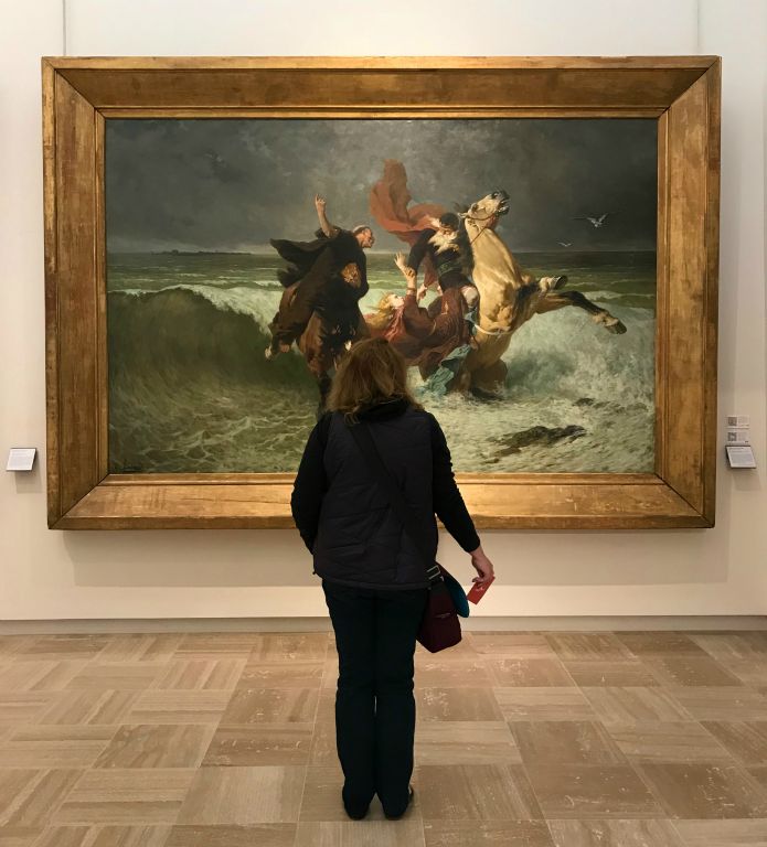 Judith contemplating a big painting.Having had an unexpectedly good time in the excellent Musee des Beaux Arts we headed back to our cottage.