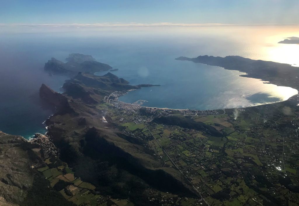 A short while later we were flying over Majorca. Here's Cap de Formentor and Badia de Pollenca. Although the weather forecast hadn't looked too promising, the actual weather on the ground was looking quite promising at this point.