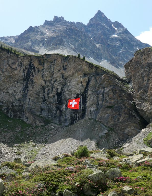 A Swiss flag outside Trift. (It took me eight attempts to get that photo of the flag in just the right position!)