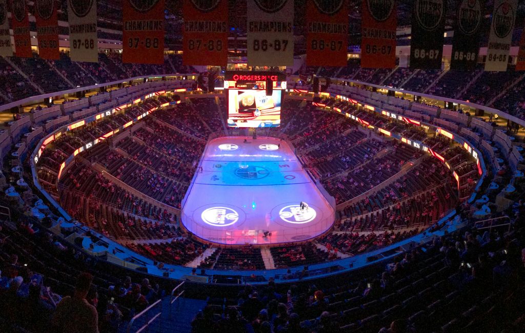 We'd bought tickets for a pre-season "friendly" between the Edmonton Oilers and the Calgary Flames. The stadium, Rogers Place,looked almost brand new and was very impressive.