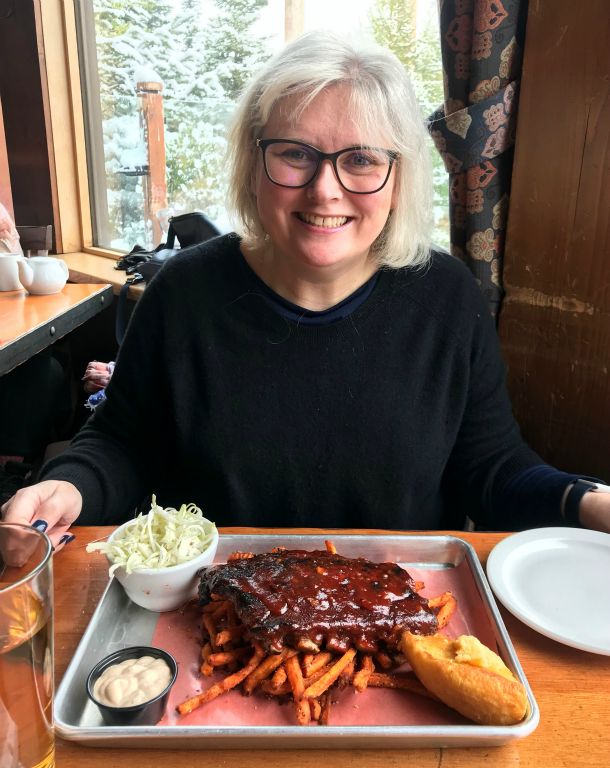 ...and excellent ribs, which Judith is looking very, very pleased about.