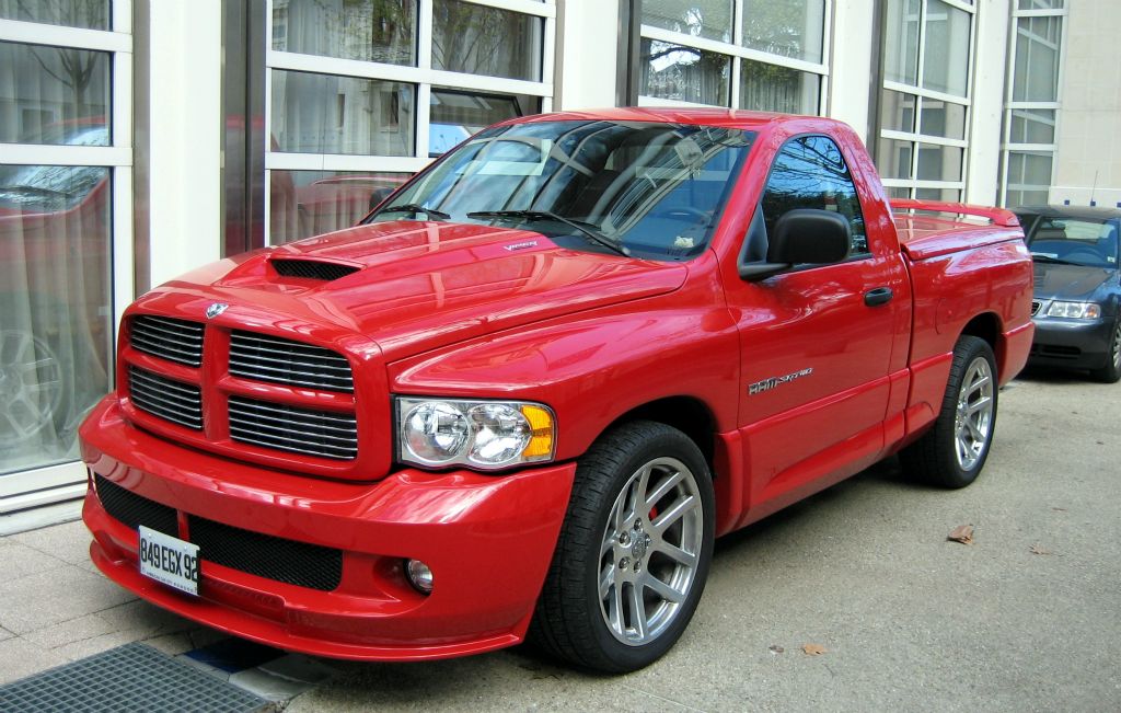 This Dodge Ram SRT-10 was parked outside the hotel. I can’t even begin to guess how much petrol we’d have used if we’d covered our 2,192 miles in that.