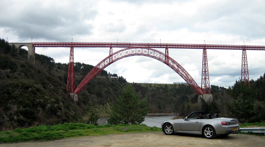 I can’t believe it’s still Sunday. Pushing further south, stopped off for a look at the Garabit Viaduct. It was constructed by Gustave Eiffel in 1885, four years before he built his slightly more famous Eiffel Tower. It’s 565m long and 165m high and when it opened it was apparently the worlds highest bridge.