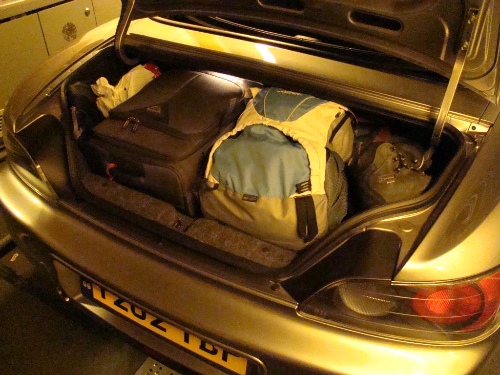 As we'd decided to take my car, it was a bit of a squeeze getting all of the walking gear into the boot. If we ever decide to drive back to Grindelwald, we’ll definitely be taking something a bit more spacious.