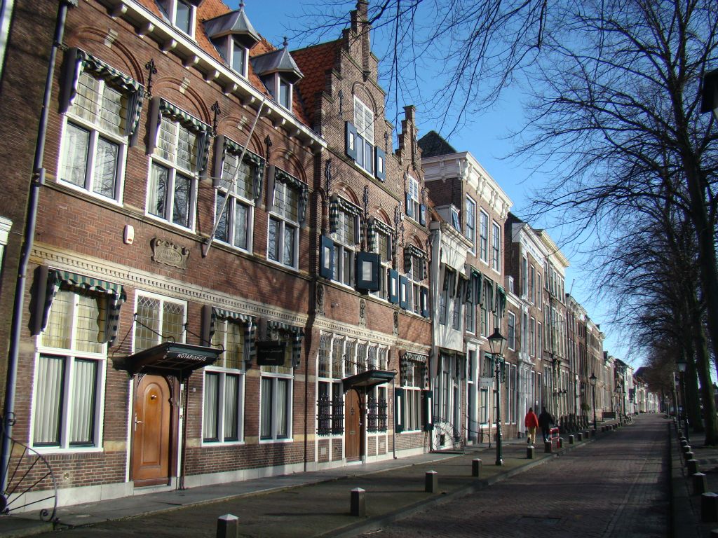 On Sunday, as the weather had improved again, we went for a drive to the picturesque town of Zierikzee.
