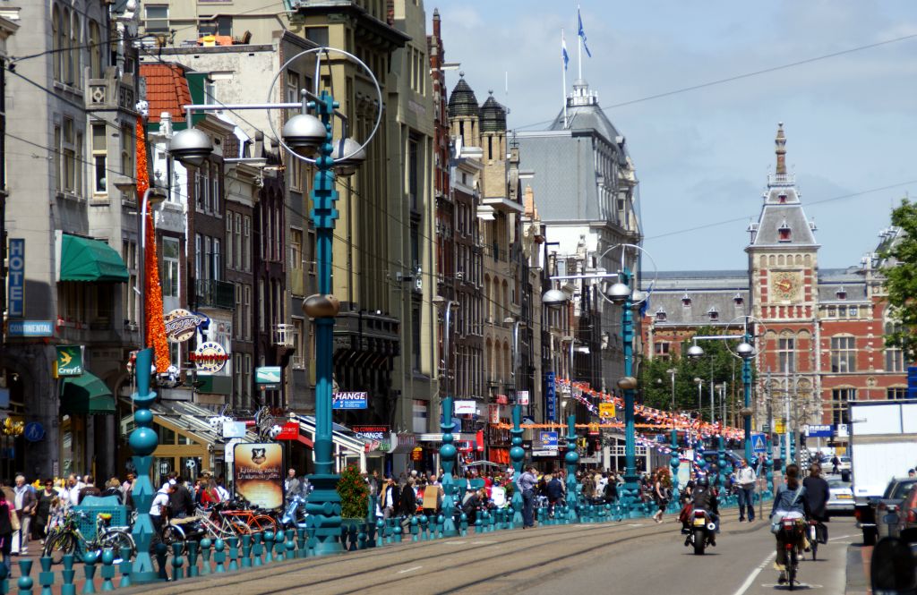 Having had a nice lunch on Arcadia, we decided to spend the afternoon walking around Amsterdam (or at least the bit of it that was within about half-an-hour's walk of the ship). This is a picture down Damrak (I think), looking towards Amsterdam Central Station.
