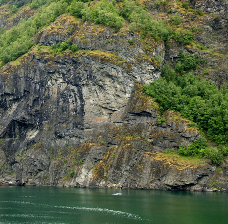 As Arcadia departed Flam, Arcadia carefully picked its way past a number of people kayaking on the fjord. You can just about make out the two white kayaks in the bottom centre of the photo, giving some scale to the massive rock wall behind them.
