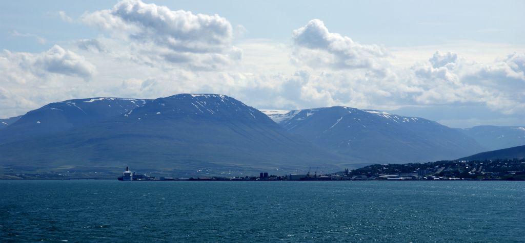 Here's Akureyri seen against a background of mountains as we headed back out to sea. The colours are a bit washed out because the photo was taken into the sun.
