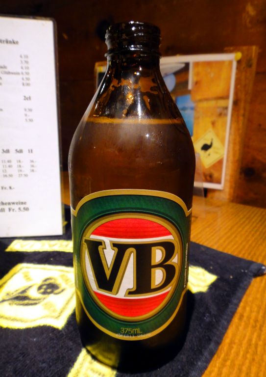 Back in Saas Fee we popped into the Aussie Bar for a beer. This is called Victoria Bitter. Although it's difficult to tell from the dark bottle, it tasted a lot more like lager than bitter.