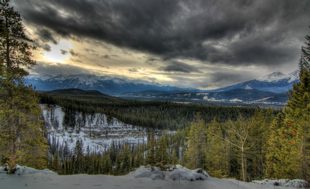 A view looking towards Jasper from near Maligne Canyon.