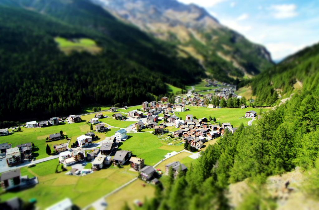 At Saas Grund (1,559m) we get the cablecar up to Kreuzboden (2,397m). This is the view of Saas Grund from the cablecar.