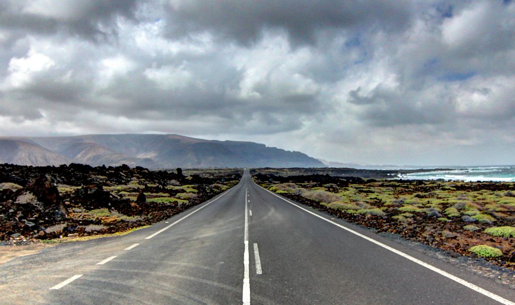 Having left the Mirador del Rio, we drove to Orzola right at the northern end of Lanzarote, didn’t get the ferry to Isla Graciosa, then headed down the coast road that runs across the Malpais de la Corona lava field. As usual the roads were empty and smooth.