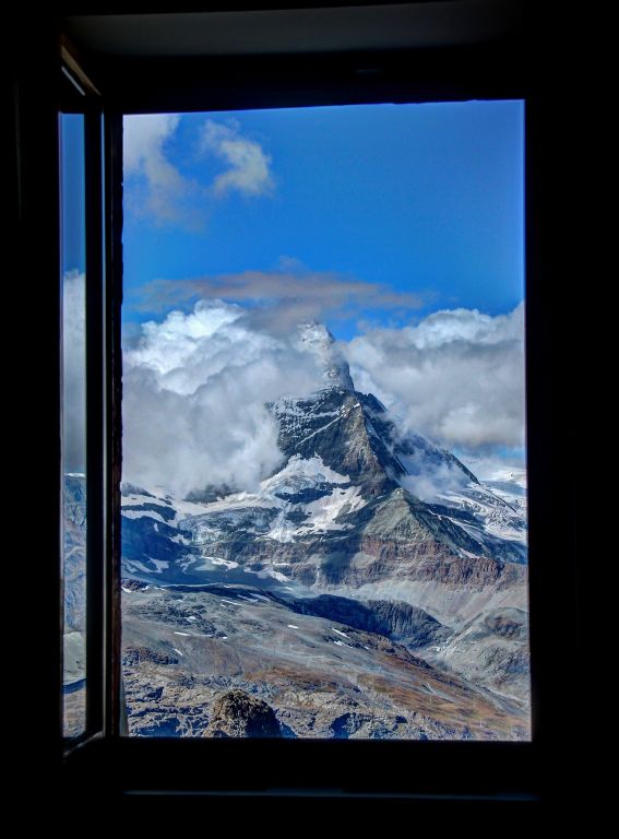 We’d booked a Matterhorn view room and that was most definitely what we got (apart from the clouds slightly obscuring the view, but that wasn’t really their fault).