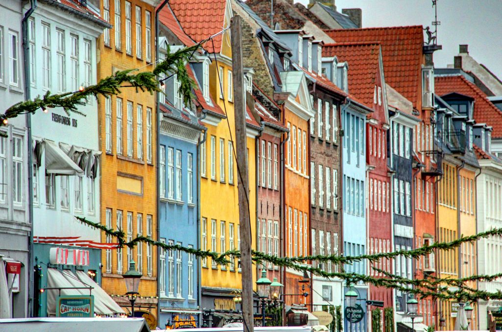 Another view of the colourful buildings at Nyhavn.