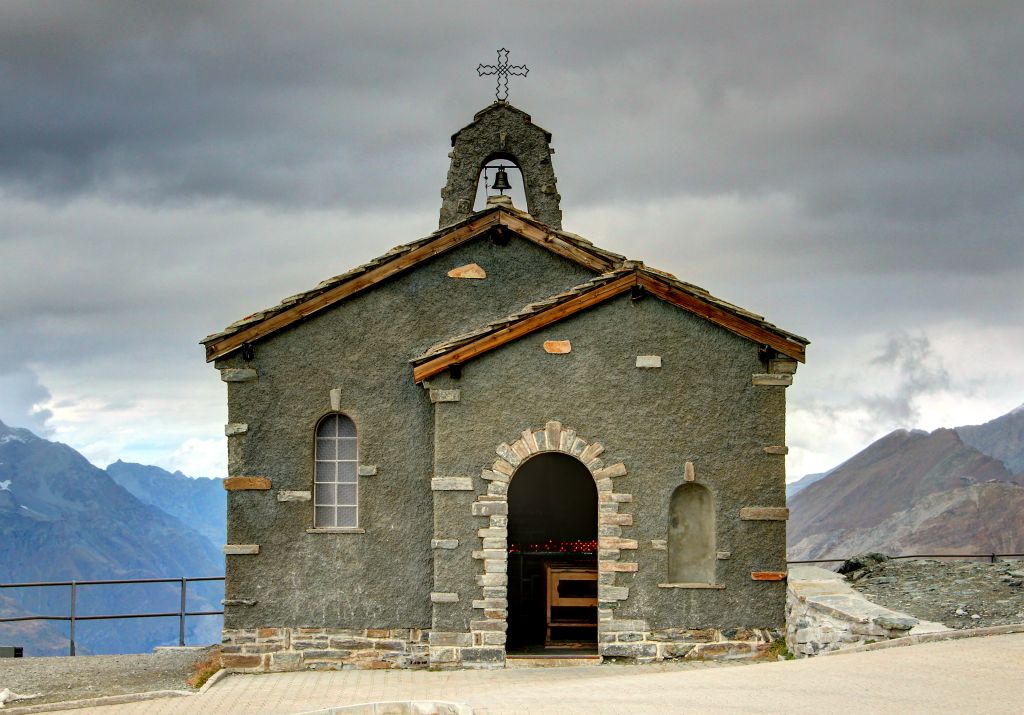 This is the small church next to the hotel.Distance walked today - 12.0 milesAscent today - 3,146 feet (959m)Descent today - 5,009 feet (1,527m)(More descent than ascent today due to the getting-the-train-cheat on the way back up.)