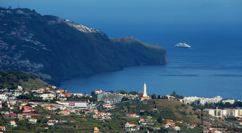Back at the resort later and I caught a glimpse of a cruise ship leaving Funchal.