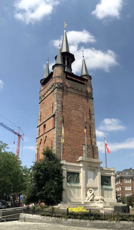 Saturday - After an excellent breakfast in the hotel, we headed out to continue our sightseeing activities. The weather was very much improved.Here's the Belfry again in the sunshine.