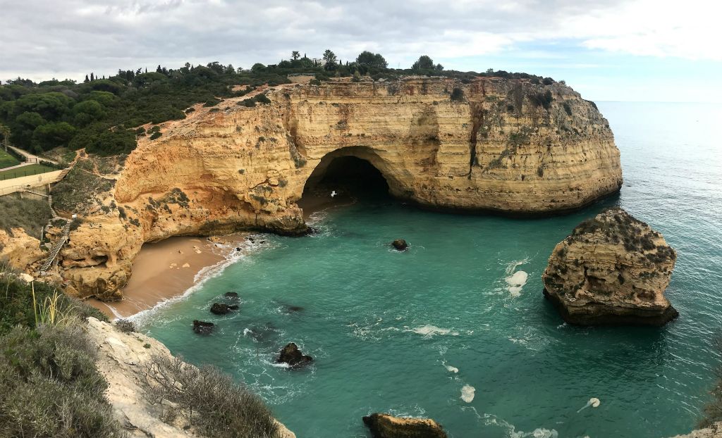 Remember that earlier I mention the sea caves that join up with the sinkholes. Well, as you can see here, some of the sea caves are epic in their proportions.