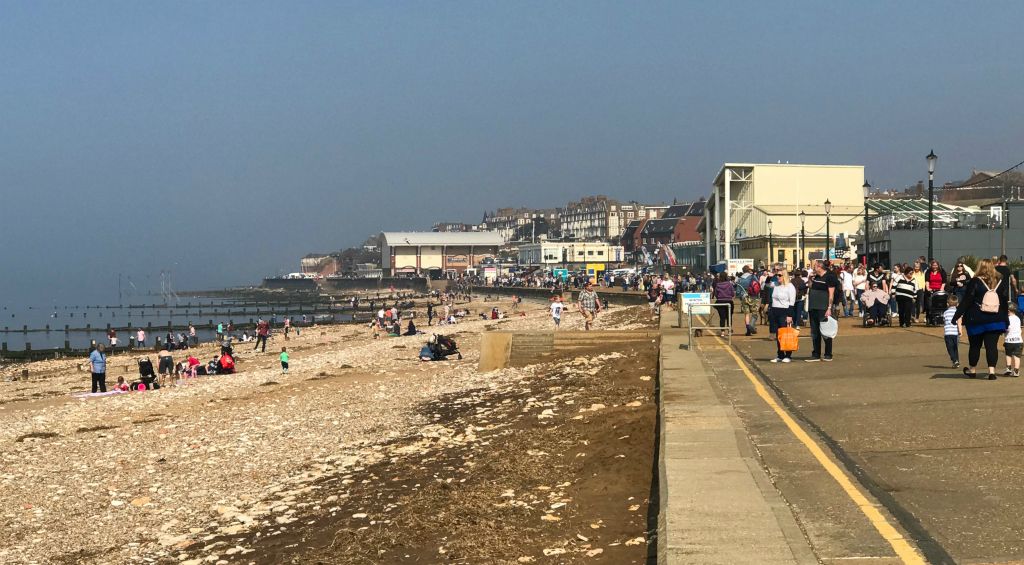 Once again, the excellent weather had brought a lot of people out onto the promenade.